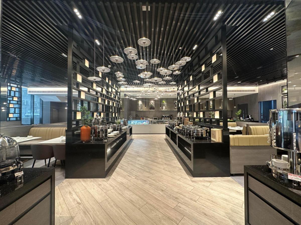 Bayprime Hotel Paranaque City Экстерьер фото